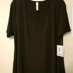 NWT Lularoe Perfect T Solid Black Noir Collection